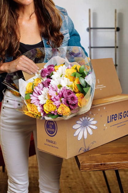 - Life Is Good Yellow (Glass Vase Included) - Fresh Flowers for Delivery - Gift for Graduation, Birthday, Anniversary, Sympathy, Get Well, Congratulations